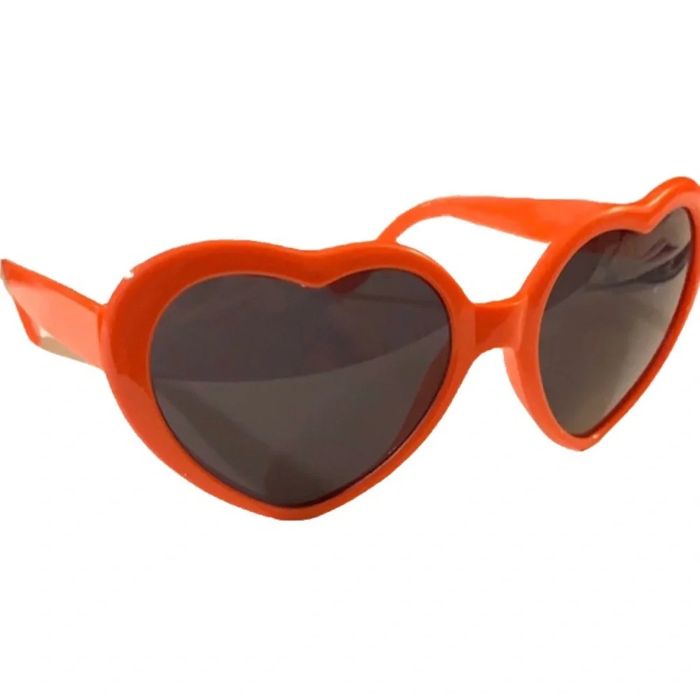 Red Heart Shaped Sunglasses 🕶 New In Bag - perfect for Taylor Swift - Picture 1 of 5
